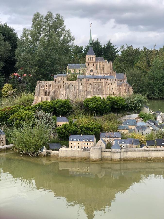 Spa Jungle Le Mesnil-Saint-Denis Екстер'єр фото