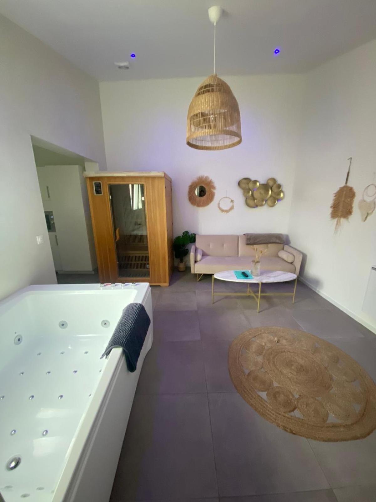 Spa Jungle Le Mesnil-Saint-Denis Екстер'єр фото